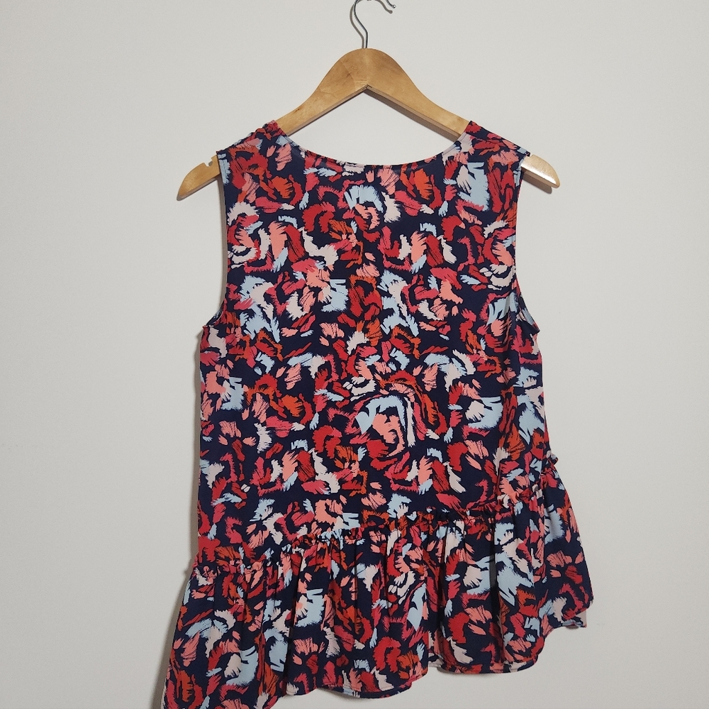 Halogen Asymmetrical Graphic Print Tank Top - Picture 7 of 9